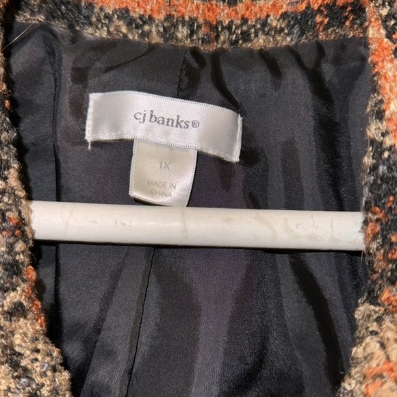 Christopher & Banks zip-up vest. 1X. Brown/multi. Great for Fall. Lightly worn. - Picture 2 of 4